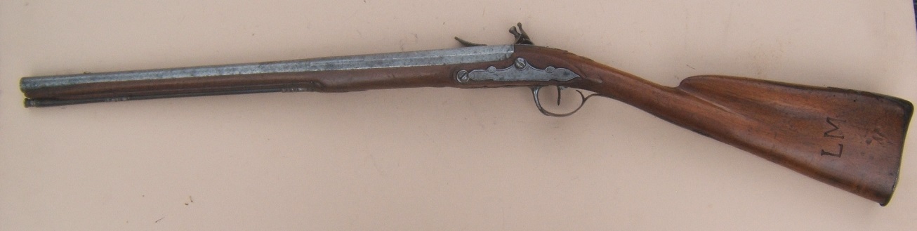 A VERY FINE QUALITY & RARE FRENCH ROCOCO CHILDS FLINTLOCK FOWLER w/ OWNER EMBOSSED/BRANDED STOCK, ca. 1750 view 2
