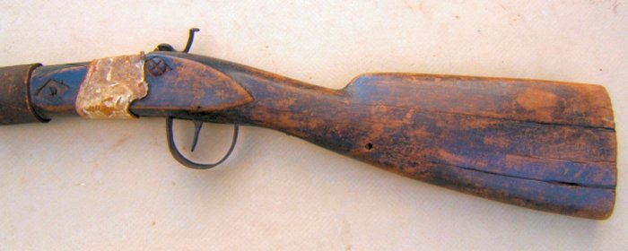 A VERY NICE & SCARCE AMERICAN INDIAN USED TRADE-GUN, ca. 1820-1840s view 2