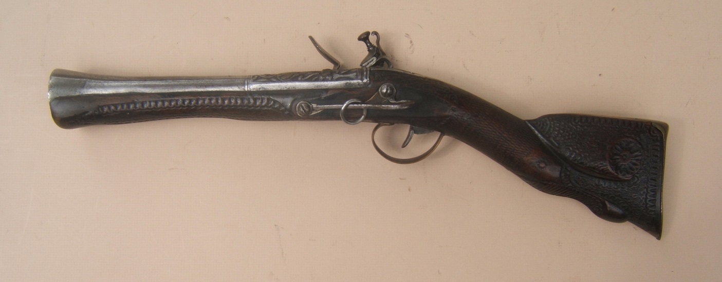 A VERY FINE 19TH CENTURY TURKISH FLINTLOCK BLUNDERBUSS DAG, ca. 1810 view2