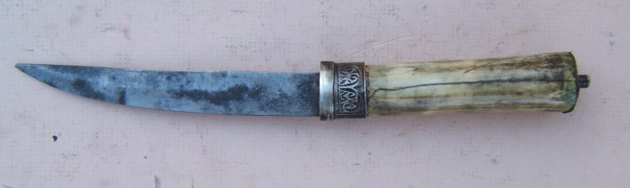 A LATE 19th/EARLY 20th CENTURY MOROCCAN JAMBIYA DAGGER, ca. 1890-1920 view2
