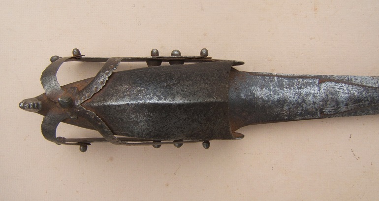 AN EARLY 18TH CENTURY INDO-PERSIAN KATAR-TYPE SWORD, ca. 1720 view3