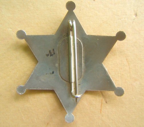 A 20th CENTURY DEPUTY CONSTABLE'S BADGE, ca. 1980 view1