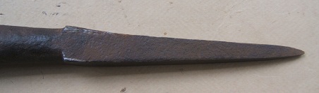 A 15th/16TH CENTURY GERMAN? WAR-TYPE LANCE HEAD, ca. 1450-1600