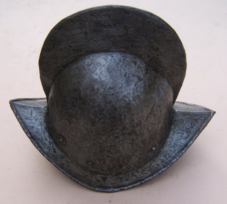 A FINE & RARE 16TH CENTURY 
