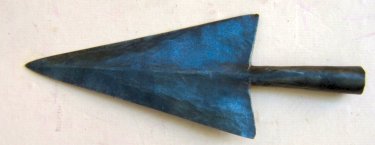 A 19TH CENTURY DECORATIVE 