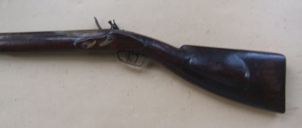 A FINE EARLY 19th CENTURY NEW ENGLAND CLUB-BUTT FOWLER/MARKET GUN, ca. 1815 view 2