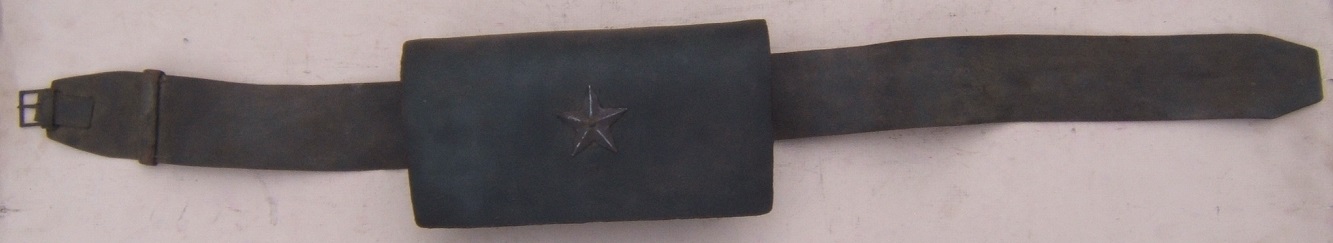 A VERY GOOD & UNTOUCHED AMERICAN-MADE REVOLUTIONARY WAR PERIOD CARTRIDGE BOX w/ ITS ORIGINAL LEATHER WAIST-BELT, ca. 1770s view 2
