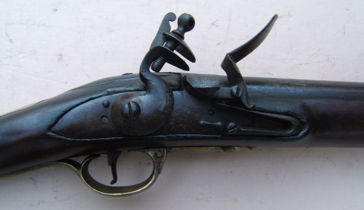 A VERY GOOD (AMERICAN CAPTURED/USED) AMERICAN REVOLUTIONARY WAR EMERGENCY PRODUCTION (P. 1779-S) SECOND MODEL/SHORTLAND PATTERN BROWN BESS MUSKET, ca. 1779 view 3