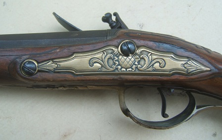 A FINE QUALITY MID 18TH CENTURY FRENCH BRONZE MOUNTED FLINTLOCK FOWLER, ca. 1750view 5