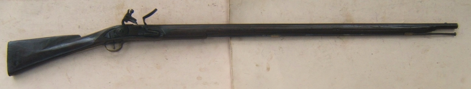 A FINE AMERICAN REVOLUTIONARY WAR PERIOD AMERICAN OFFICER'S  FUSIL/MUSKET, ca. 1775-1780 view 1