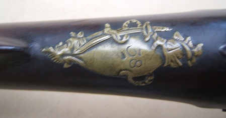 A FINE AMERICAN REVOLUTIONARY WAR PERIOD REGIMENTALLY MARKED ENGLISH OFFICER'S FUSIL/CARBINE, by W. SHARP, ca. 1770 view 4