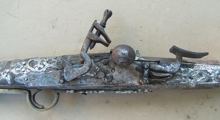 A VERY GOOD UNTOUCHED 19th CENTURY NORTH AFRICAN SILVER MOUNTED (MOROCCAN) SNAPHAUNCE KABYLE 