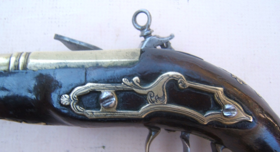 A FINE & SCARCE SPANISH WOMAN'S/CHILD'S BRASS BARREL MIQUELET TRAVELLING/MUFF PISTOL, ca. 1750 view 4