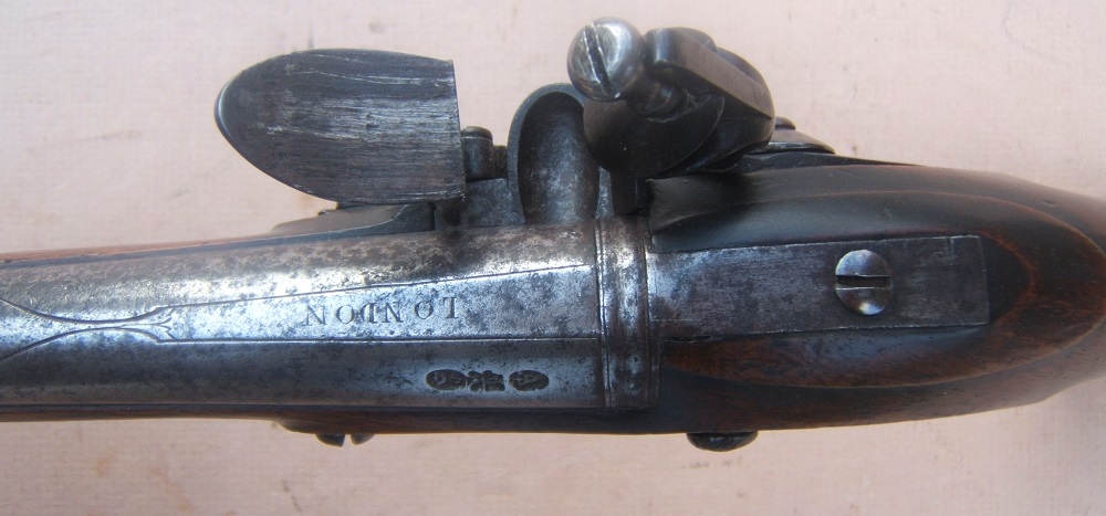 A VERY FINE & EARLY BRASS-MOUNTED COLONIAL PERIOD ENGLISH FLINTLOCK OFFICERS PISTOL, BY FREEMAN, ca. 1740 view 5