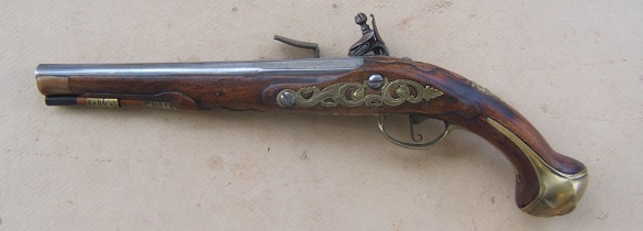 A FINE MID 18th CENTURY GERMAN FLINTLOCK HOLSTER PISTOL, ca. 1740 view 2