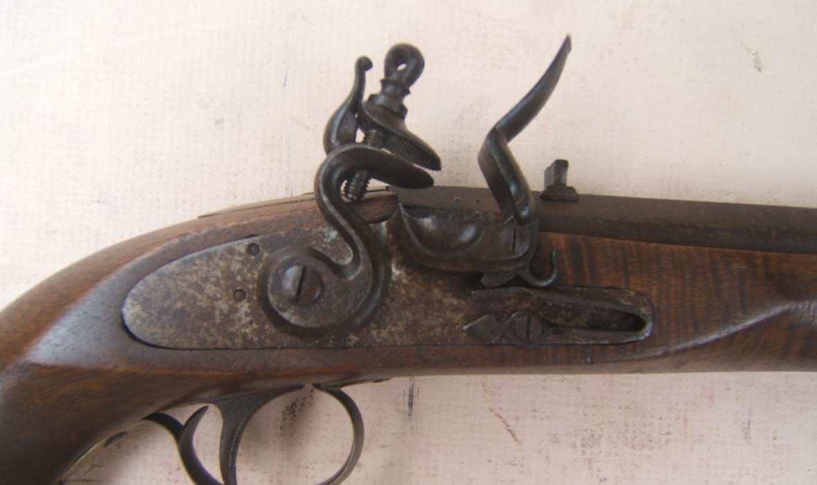 A FINE REPRODUCTION FLINTLOCK 