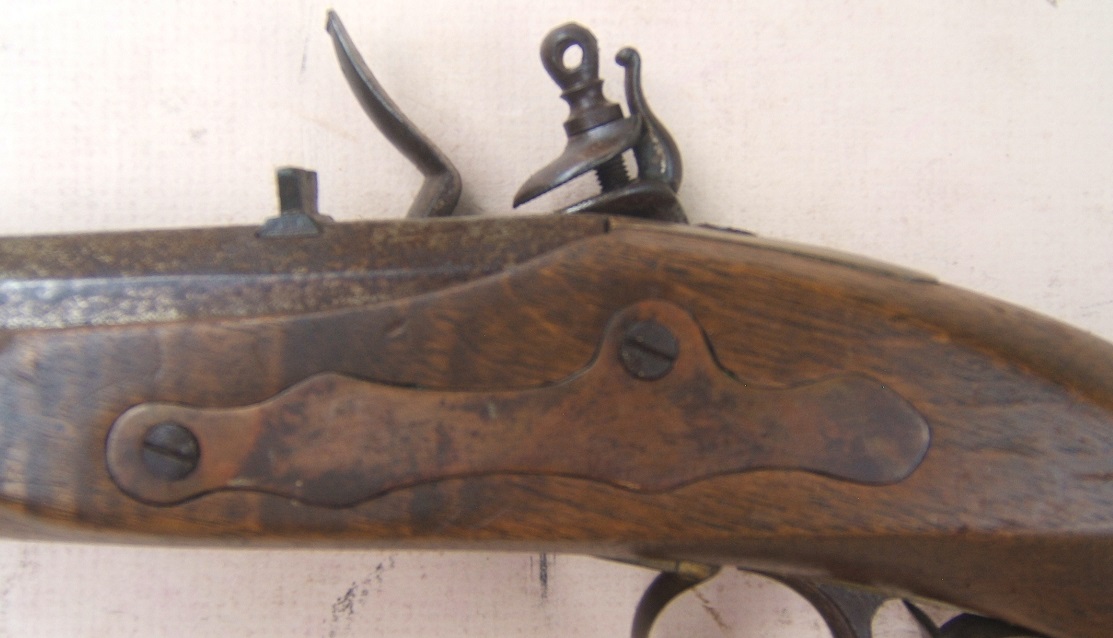 A FINE REPRODUCTION FLINTLOCK 