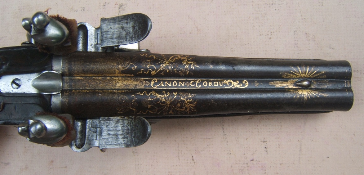 A VERY FINE QUALITY AMERICAN REVOLUTIONARY WAR PERIOD FRENCH DOUBLE BARREL FLINTLOCK OFFICER'S PISTOL, by 