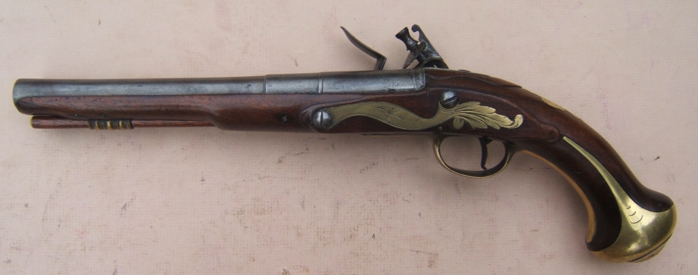 A FINE & EARLY COLONIAL PERIOD ENGLISH FLINTLOCK HOLSTER PISTOL, BY 