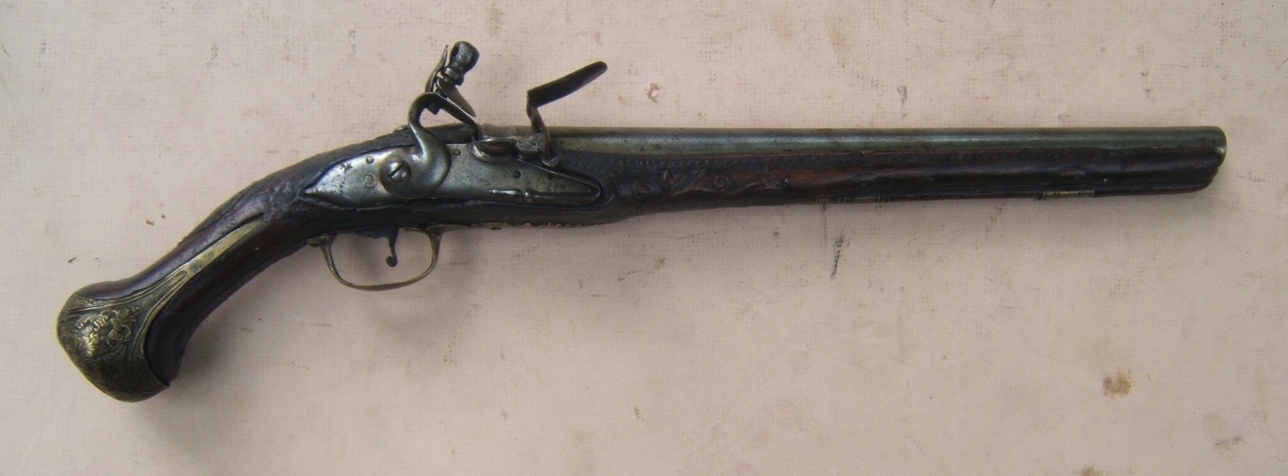 A FINE QUALITY LONG-BARREL OTTOMAN TURKISH FLINTLOCK HOLSTER PISTOL, ca. 1810 view 1
