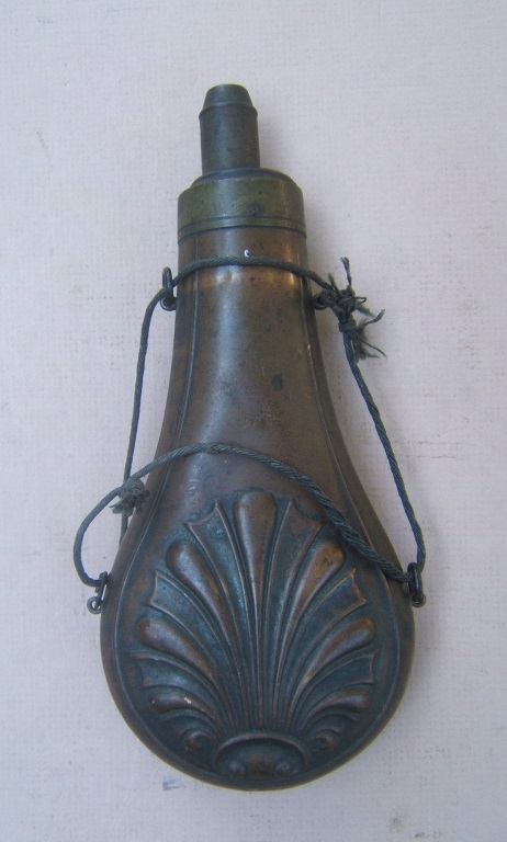 A VERY GOOD AMERICAN CIVIL WAR PERIOD SHELL-EMBOSSED COPPER POWDER FLASK, ca. 1860 view 2