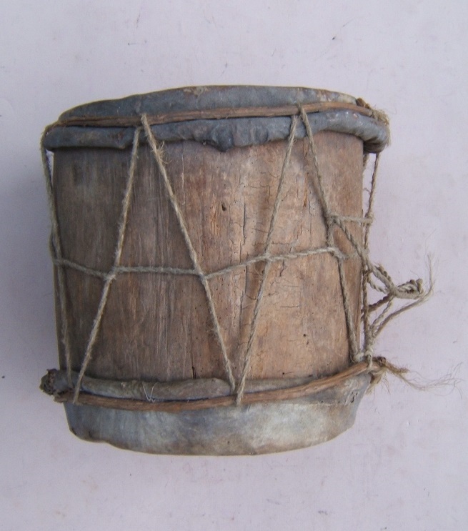 shell powder flask