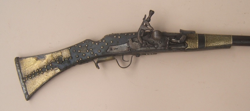 A FINE EARLY/MID- 19th CENTURY NORTH AFRICAN (MOROCCAN/ALGERIAN) SNAPHAUNCE KABYLE 