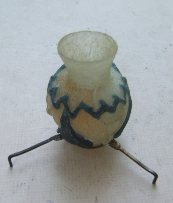 A VERY GOOD & RARE ANCIENT ROMAN GLASS (AMPHORISKOS) VASE, ca. 150-250 AD view2