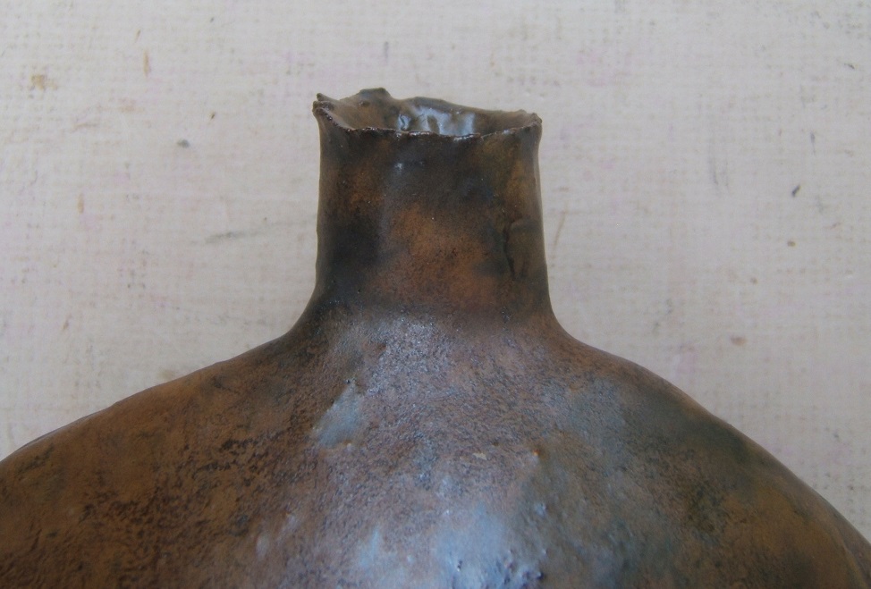 A VERY GOOD COLONIAL/AMERICAN REVOLUTIONARY WAR PERIOD REDWARE (CERAMIC)CANTEEN/FLASK, ca. 1780 view3