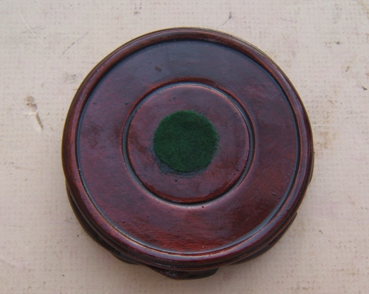 FINE QUALITY TURNED & CARVED WOODEN CANNON BALL DISPLAY-STAND(S) view2