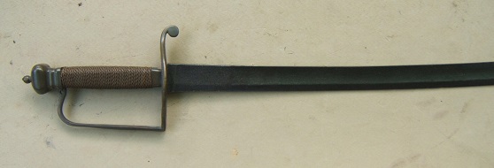 A VERY GOOD AMERICAN REVOLUTIONARY WAR PERIOD HORSEMAN'S SABER/HANGER, ca. 1770 view 1