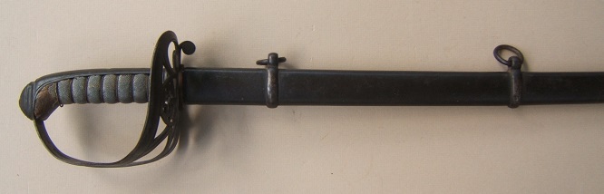 A VERY GOOD US CIVIL WAR PERIOD NON-REGULATION TYPE MODEL 1850 STAFF & FIELD OFFICERS SWORD & SCABBARD, ca. 1860 view 1